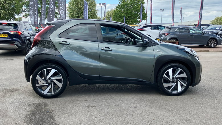 Toyota Aygo X 1.0 VVT-i Edge 5dr Auto Petrol Hatchback